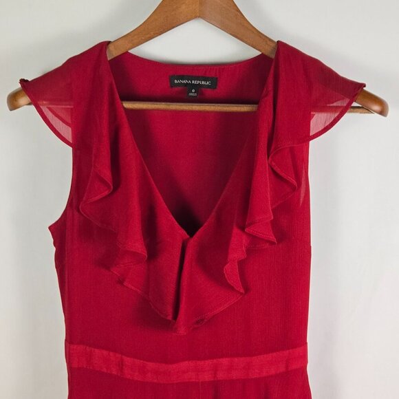 Banana Republic Ruffle Maxi Dress Firebrick Red Georgette Size 0 V-Neck - Picture 3 of 11
